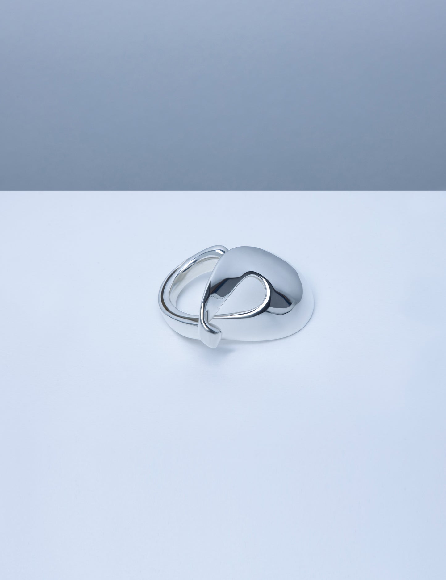 TWIRLED DROP RING
