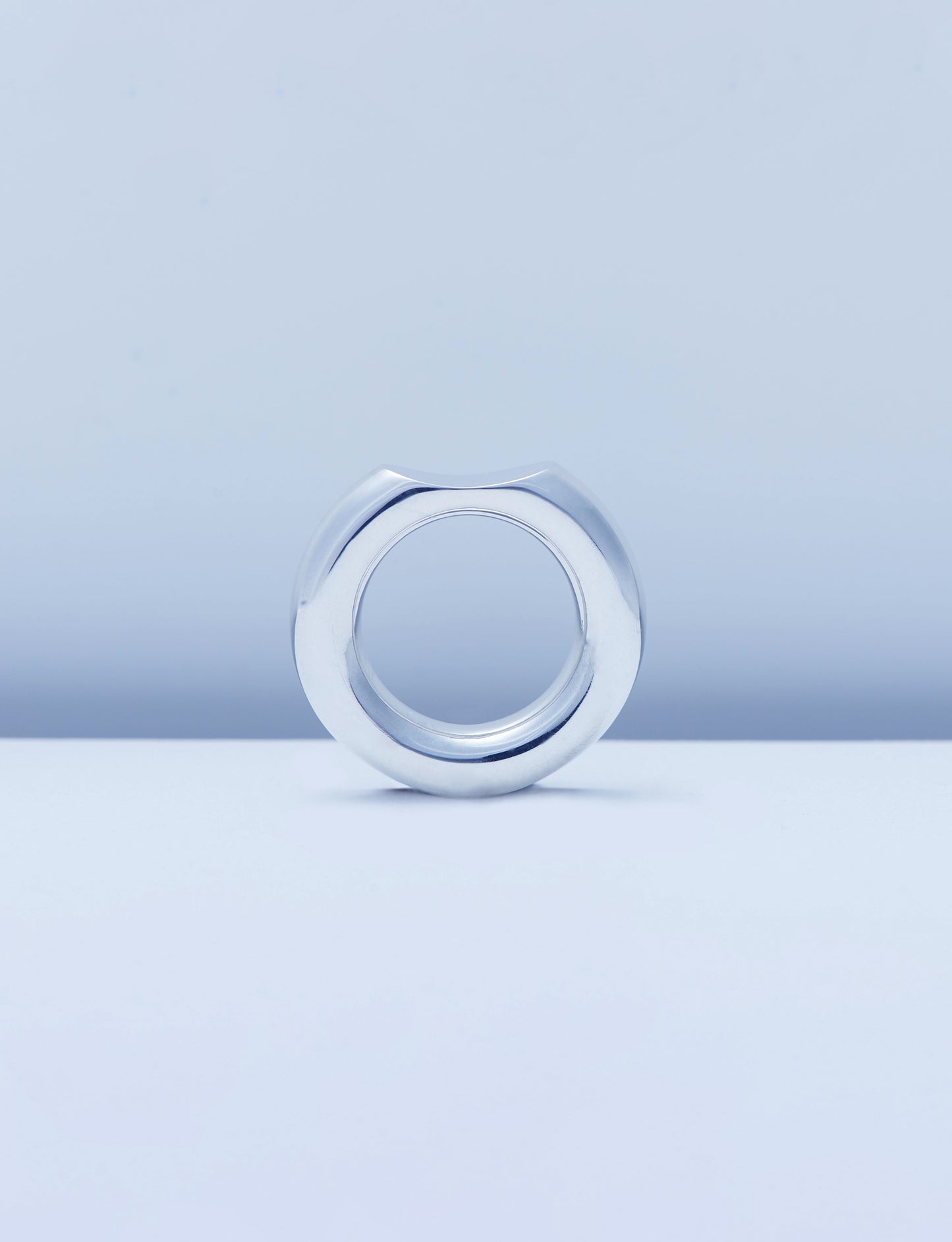 CUTOUT HOOP RING