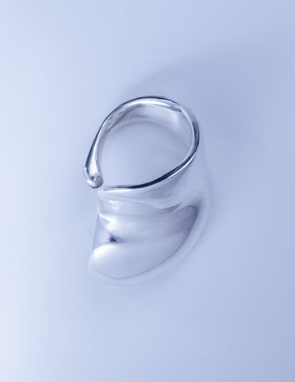 KNUCKLE WAVE RING